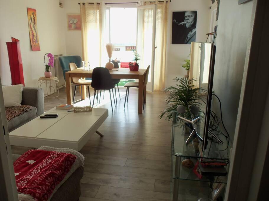 Appartement Vue Mer Acces Plage Antibes Kültér fotó